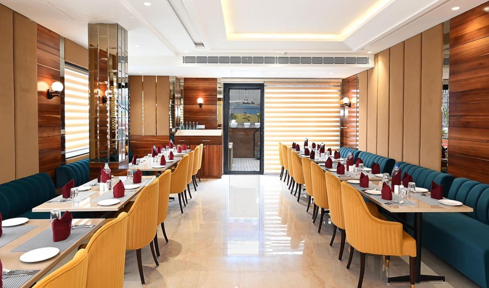 אמריצר Classio Royale By Io Hotels Near Golden Temple מראה חיצוני תמונה