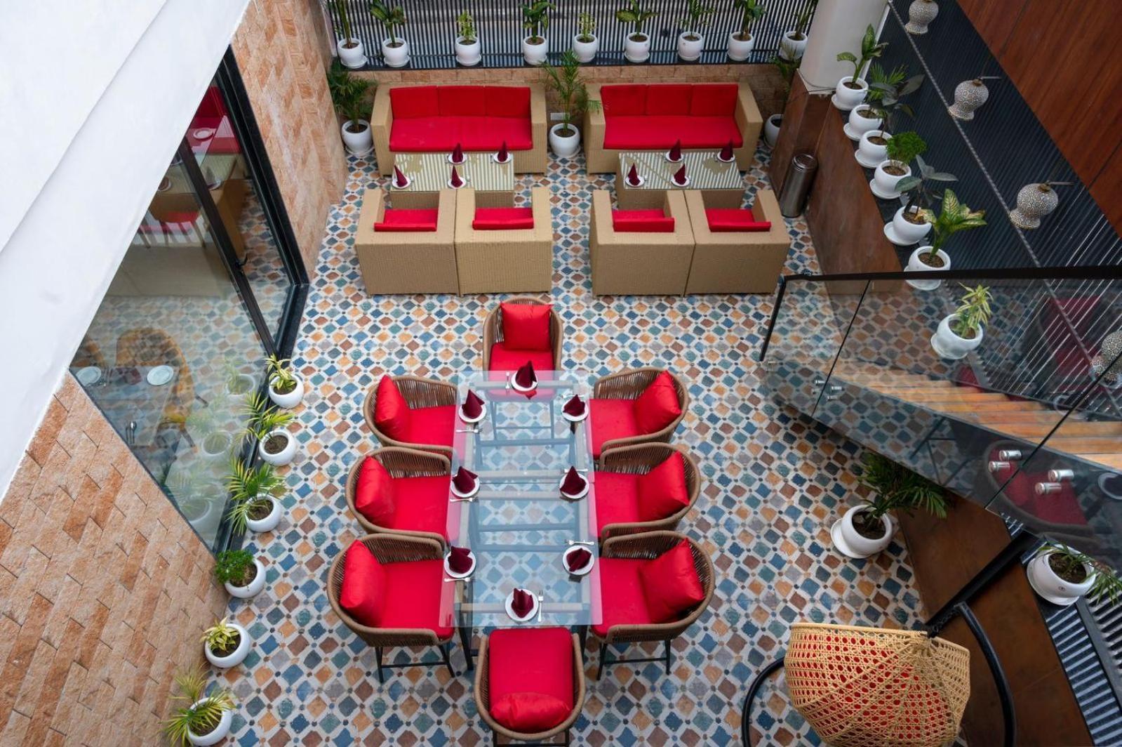 אמריצר Classio Royale By Io Hotels Near Golden Temple מראה חיצוני תמונה