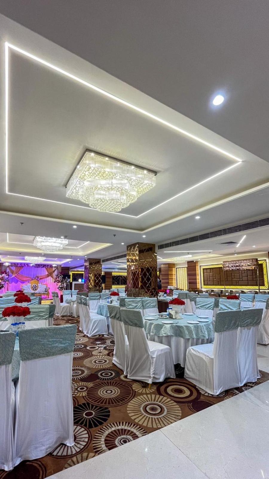 אמריצר Classio Royale By Io Hotels Near Golden Temple מראה חיצוני תמונה