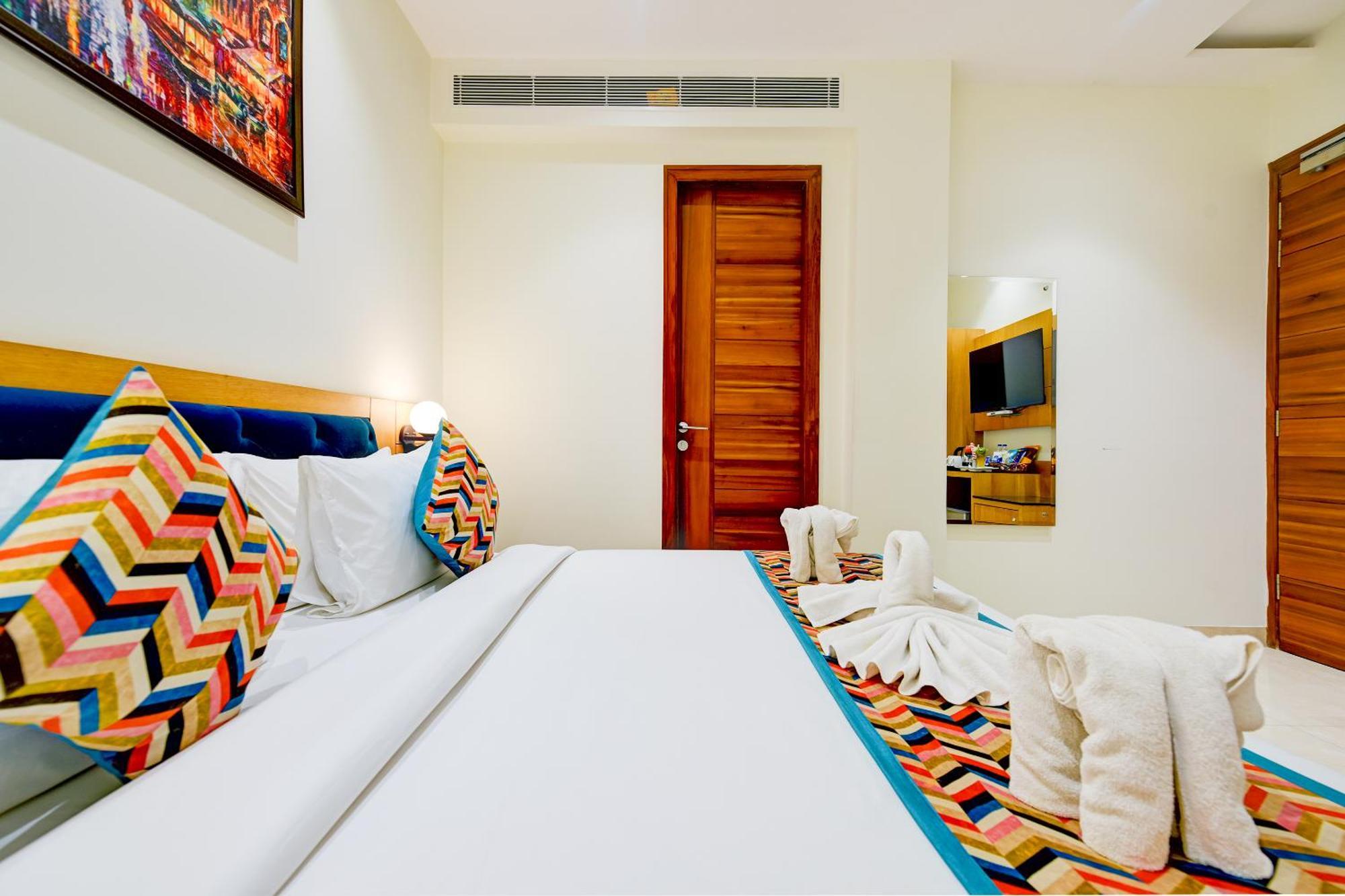 אמריצר Classio Royale By Io Hotels Near Golden Temple מראה חיצוני תמונה