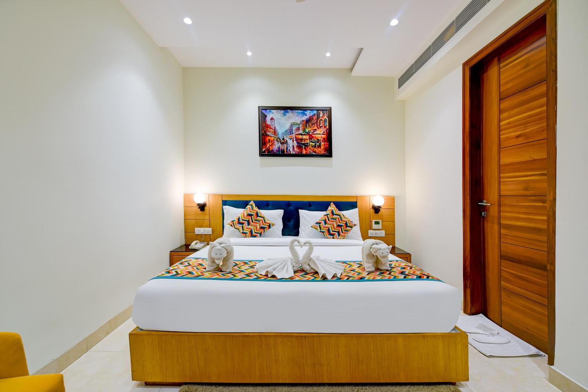אמריצר Classio Royale By Io Hotels Near Golden Temple מראה חיצוני תמונה